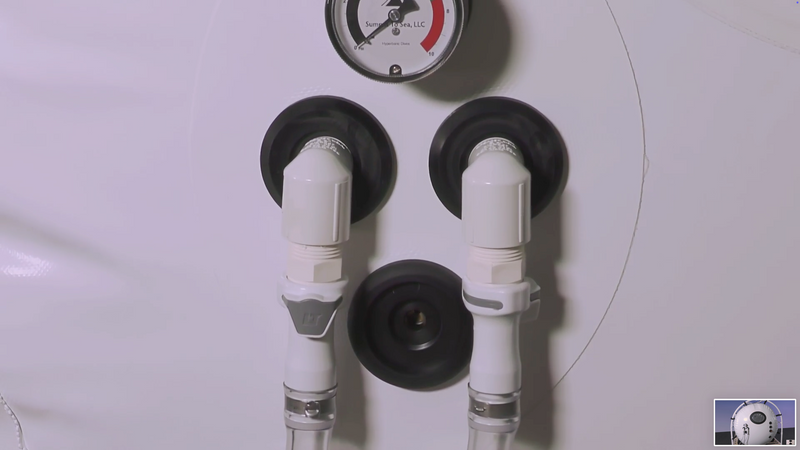 Summit to Sea Grand Dive Pro Hyperbaric Chamber