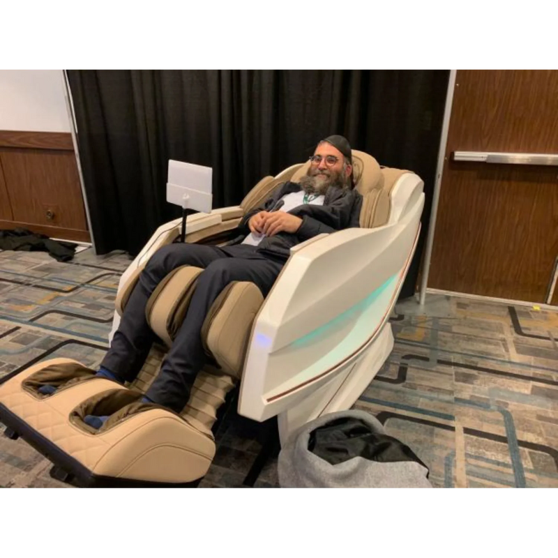 Dr. Fuji Dr. Boss Space Smart Chair with AI-3D and larger LED screen, Heating & Zero Gravity FJ-8000